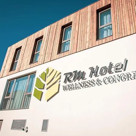 Hotel Rm Wellness & Congress Prievidza