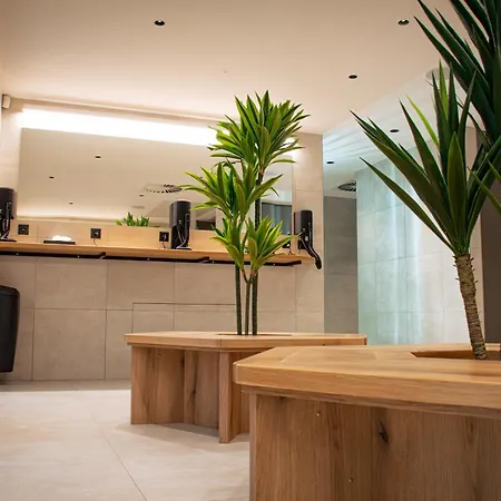 Rm Wellness & Congress Hotel