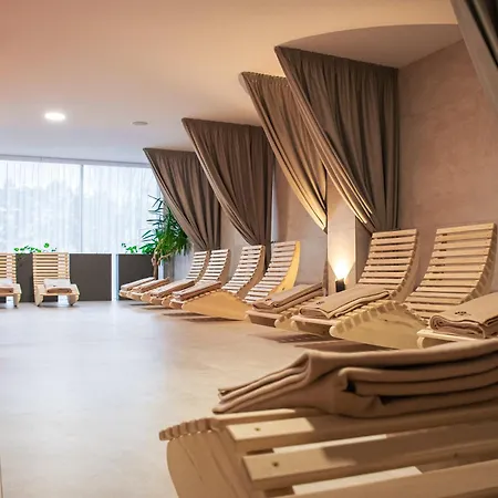 Hotel Rm Wellness & Congress Prievidza