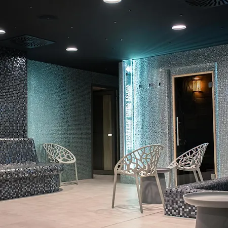 Rm Wellness & Congress Hotel