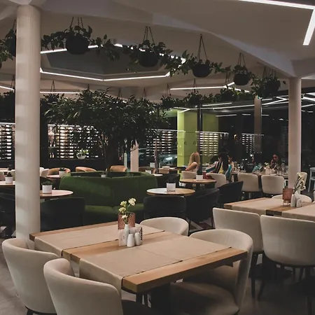 Отель Rm Wellness & Congress