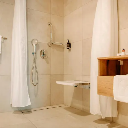فندق Rm Wellness & Congress 4*