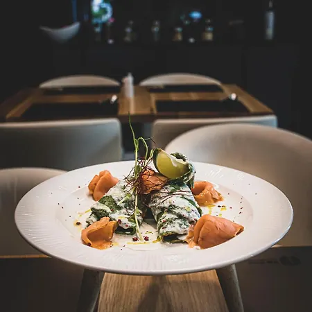 Отель Rm Wellness & Congress Прьевидза