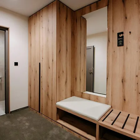 Rm Wellness & Congress