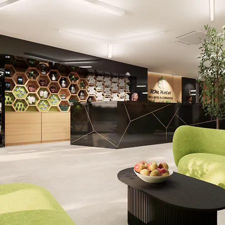 Hotel Rm Wellness & Congress Prievidza