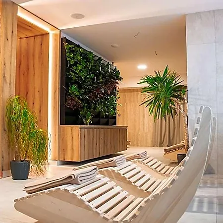Hotel Rm Wellness & Congress Prievidza