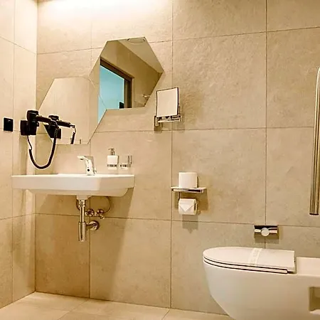 Hotel Rm Wellness & Congress 4*