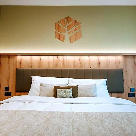 Hotel Rm Wellness & Congress 4*